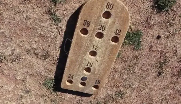 Juego de los hoyetes de Aragón