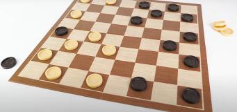 como jugar a las damas