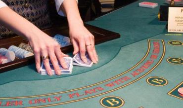 Tácticas para Croupier en Vivo: cómo vencer al croupier